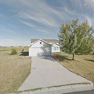 3534 Village Green Ln, Moorhead, MN 56560