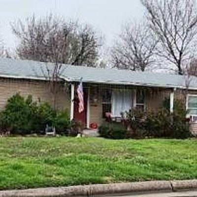 3543 Reeves St, North Richland Hills, TX 76117