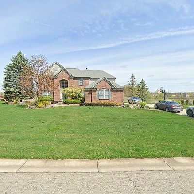 3576 Park Meadow Dr, Lake Orion, MI 48362