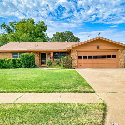 3605 57 Th St, Lubbock, TX 79413