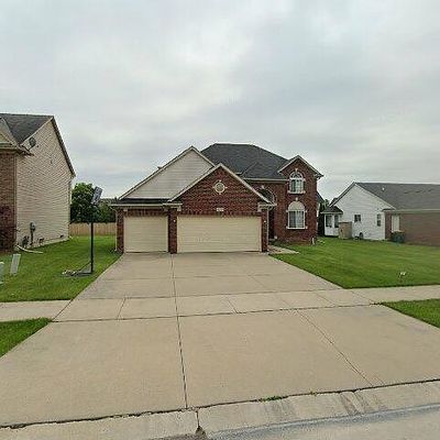 36152 Jackson St, New Baltimore, MI 48047