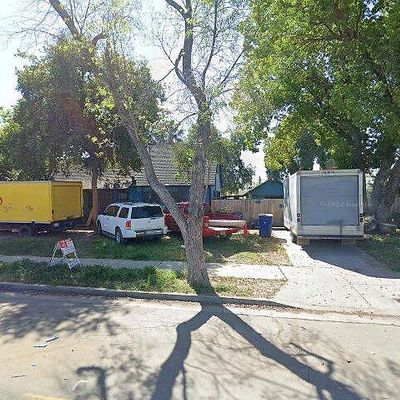 3626 E Iowa Ave, Fresno, CA 93702