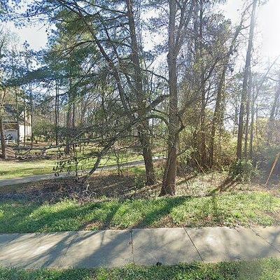 3664 Dogwood Farm Rd, Decatur, GA 30034