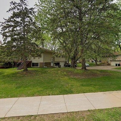 3667 Denmark Ave, Saint Paul, MN 55123