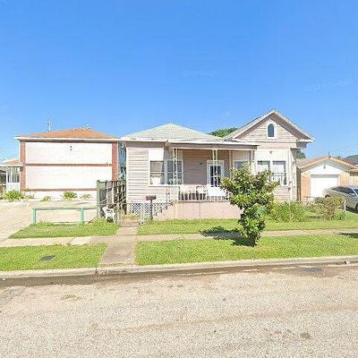 3714 Sealy St, Galveston, TX 77550