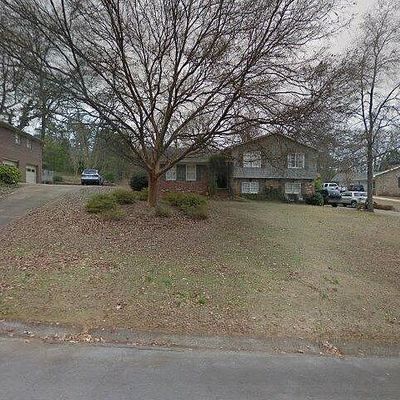 3732 Crestbrook Rd, Mountain Brk, AL 35223