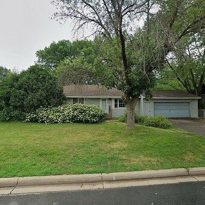 3733 Blackhawk Rd, Saint Paul, MN 55122