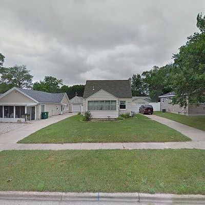 3737 Colby Ave Sw, Wyoming, MI 49509