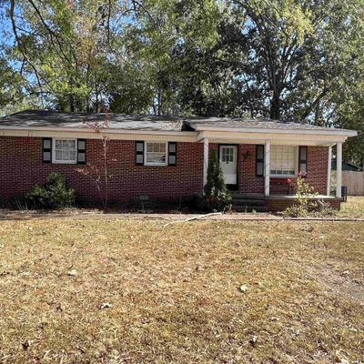 375 Claybrook Dr, Savannah, TN 38372