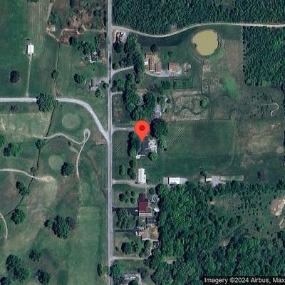 380 Golf Course Rd, Eldorado, IL 62930