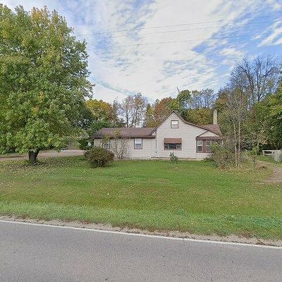 3800 E Berry Rd, Pleasant Lake, MI 49272