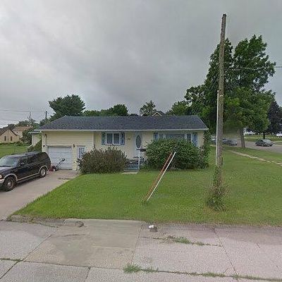 501 E Maple St, Maquoketa, IA 52060