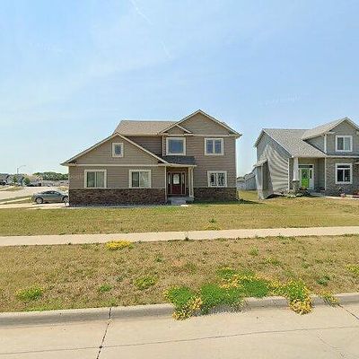 501 Orchard Hills Dr, Norwalk, IA 50211