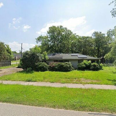 502 N Mahan St, Richwood, TX 77531