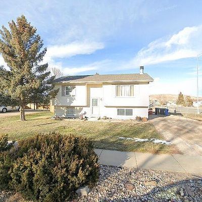 504 Lion Dr, Rapid City, SD 57701