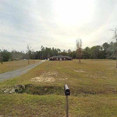 505 S Oak Dr, Satsuma, AL 36572