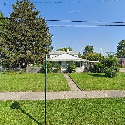 51 E Lincoln Ave, Madison Heights, MI 48071