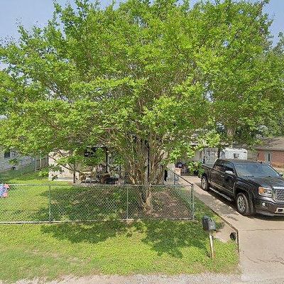 511 Longhorn Trl, Granbury, TX 76049