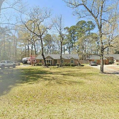 511 Shadylake Dr, New Caney, TX 77357