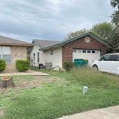 511 W 5 Th St, Converse, TX 78109