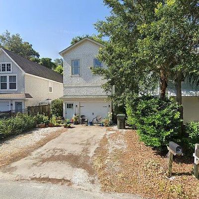 519 Palmetto St, Saint Simons Island, GA 31522