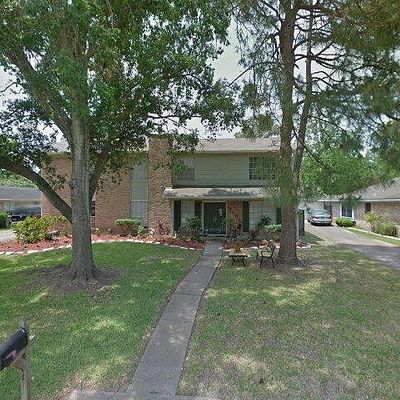 5202 Pine Arbor Dr, Houston, TX 77066