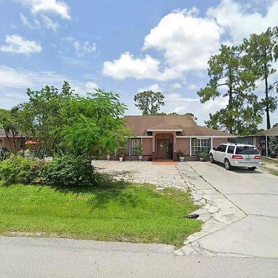 5205 Warren St, Naples, FL 34113