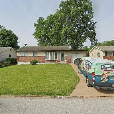 522 Holiday Ave, Hazelwood, MO 63042