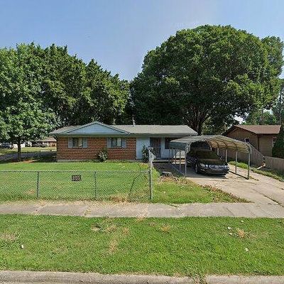 523 Dover Rd, West Memphis, AR 72301