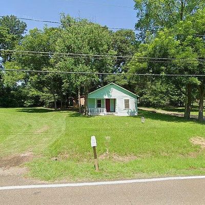 523 N Center St, New Boston, TX 75570