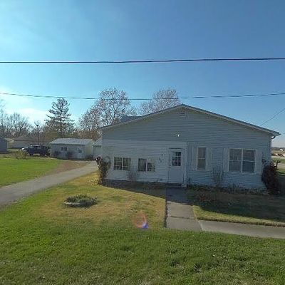 525 N Indiana St, Atwood, IL 61913