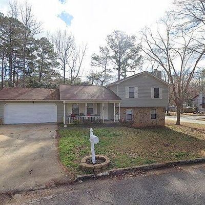 528 Pennylake Ln, Stone Mountain, GA 30087