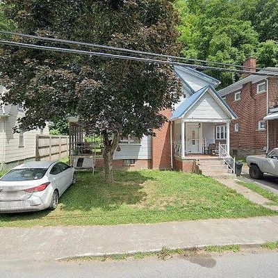 528 Moran Ave, Mullens, WV 25882