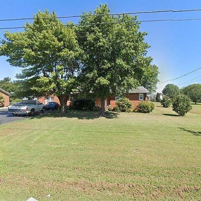 534 Meadowbrook Dr, Mcminnville, TN 37110