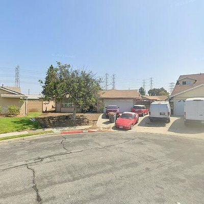 535 E Moorehaven Dr, Carson, CA 90746