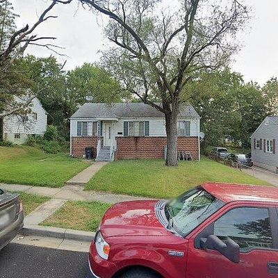 5405 Morton Pl, Riverdale, MD 20737