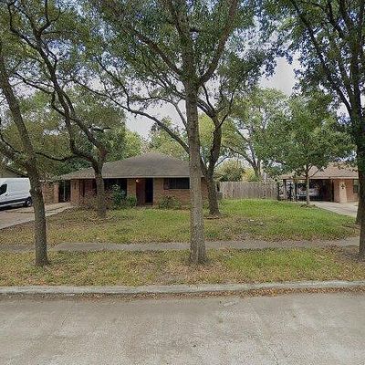 5418 Saxon Dr, Houston, TX 77092