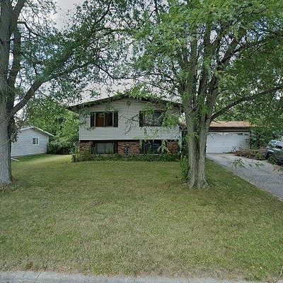 542 Robyn Rd, Valparaiso, IN 46385