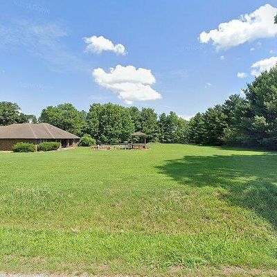 5440 Stotlar Rd, Carterville, IL 62918