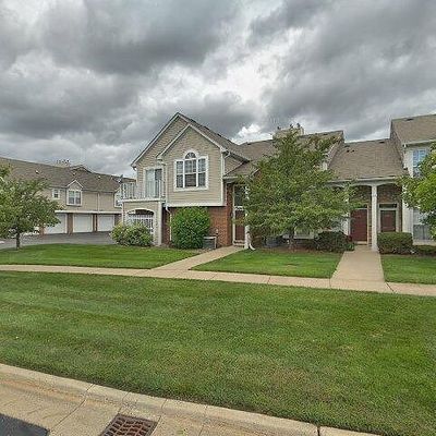 5445 Pine Aires Dr, Sterling Heights, MI 48314