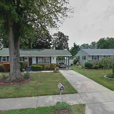 55 Springlake Dr, Newark, DE 19711