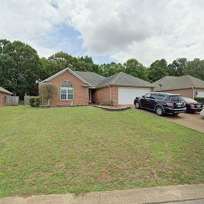 56 Rampart Dr, Jackson, TN 38305