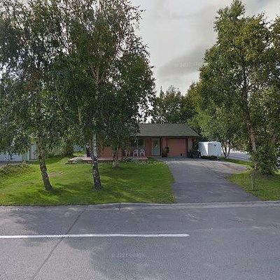 566 N Alaska St, Palmer, AK 99645