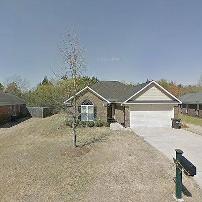 44 Lincolnshire Ln, Phenix City, AL 36870