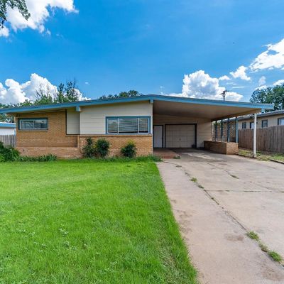 4517 44 Th St, Lubbock, TX 79414