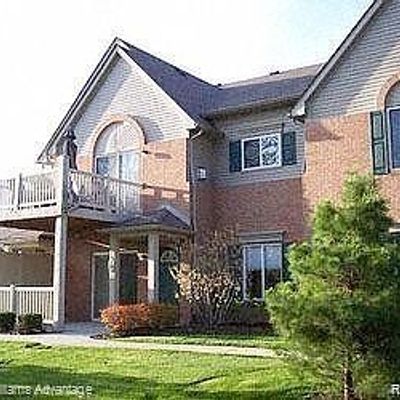 452 Marigold Cir, Westland, MI 48185