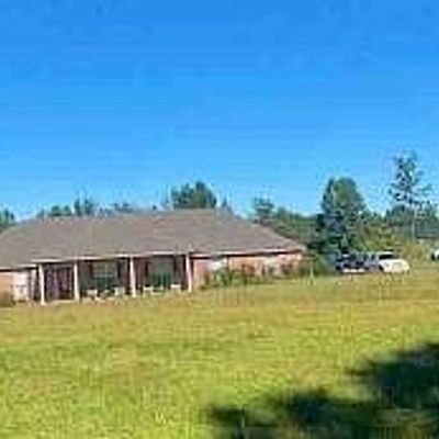 4532 Sandfort Rd, Seale, AL 36875