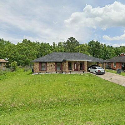 4556 Lavey Ln, Baker, LA 70714