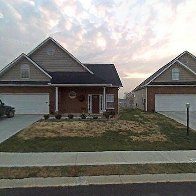 470 Eaton Village Trce, Lenoir City, TN 37771