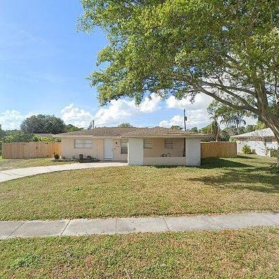 4701 Vinsetta Ave, North Fort Myers, FL 33903
